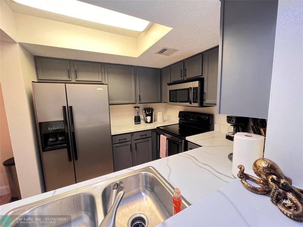 North Lauderdale, FL 33068,[StreetName,UnitNumber,StreetNumber,StreetDirPrefix]