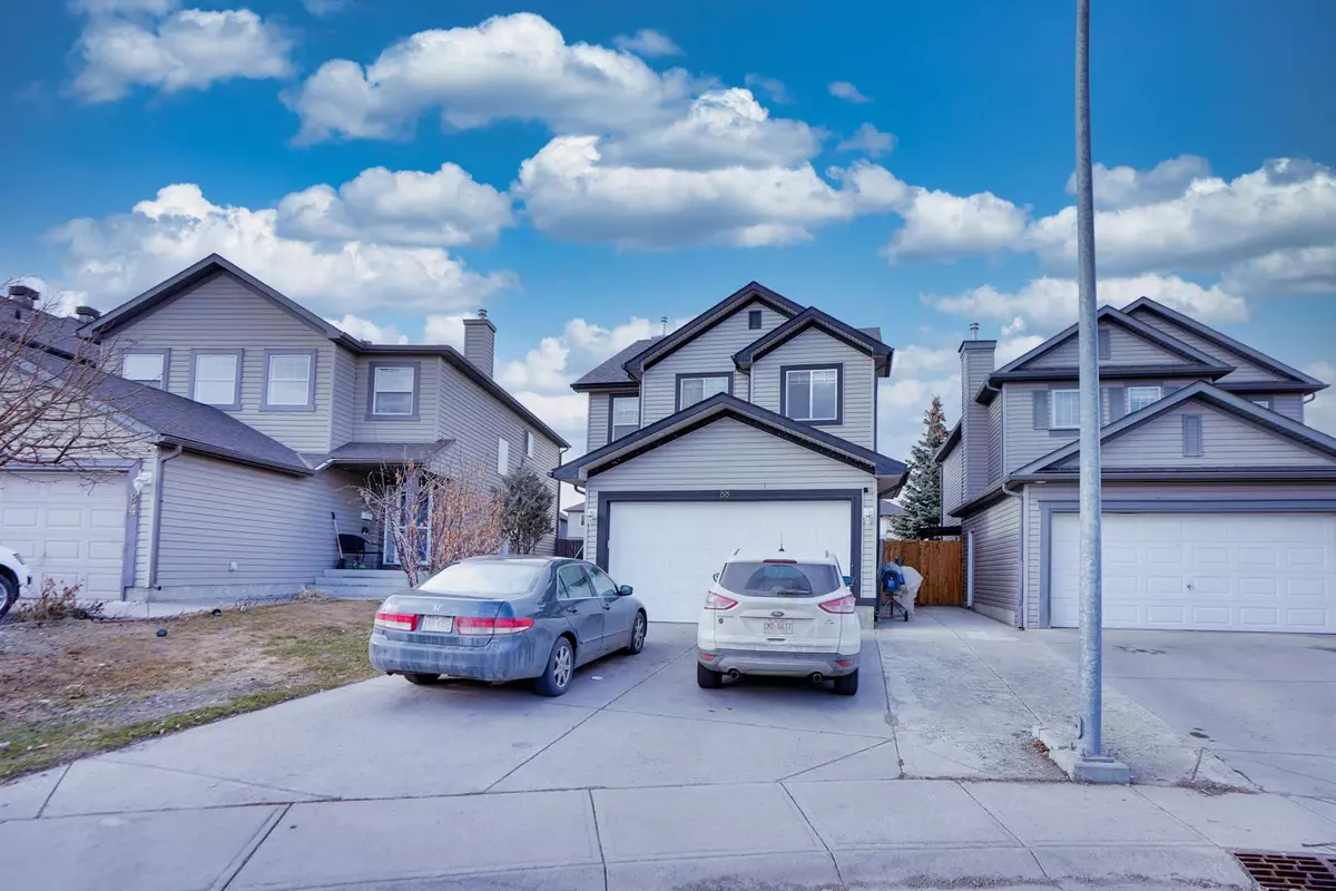 Calgary, AB T3J4P3,88 Martha's Close NE