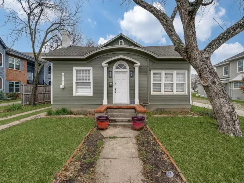 517 Texas Street, Denton, TX 76209