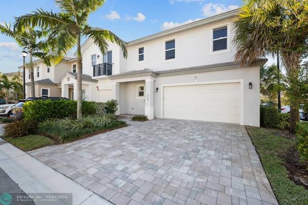 Coconut Creek, FL 33073,6940 PINES CIRCLE  #45