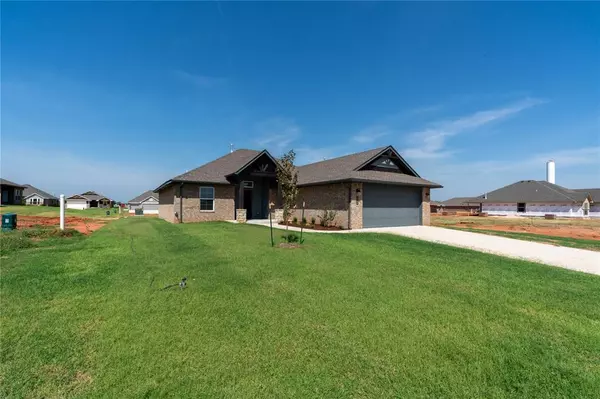 Washington, OK 73093,585 Grand Sycamore Drive