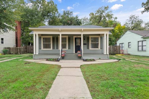 1719 Maplewood Avenue, Corsicana, TX 75110