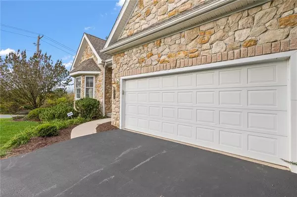 Lower Macungie Twp, PA 18062,5002 Valley Stream Lane