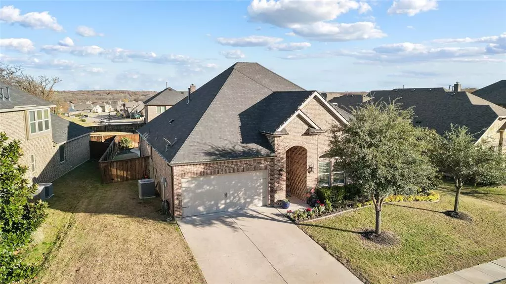 1186 Barberry Drive, Burleson, TX 76028