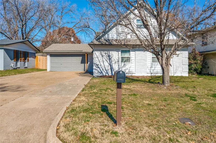 1109 Woodbrook Street, Arlington, TX 76011