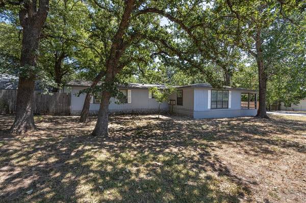 4507 Rhea Road,  Granbury,  TX 76049