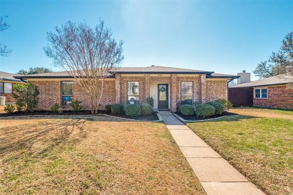 1730 Clarendon Drive, Lewisville, TX 75067