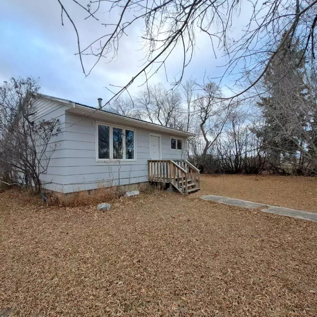 Lashburn, SK S0M1H0,226 Main ST