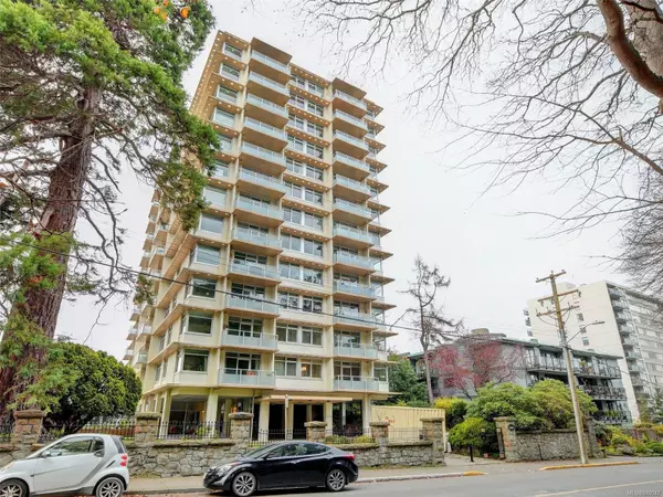 Victoria, BC V8V 2P4,250 Douglas St #705