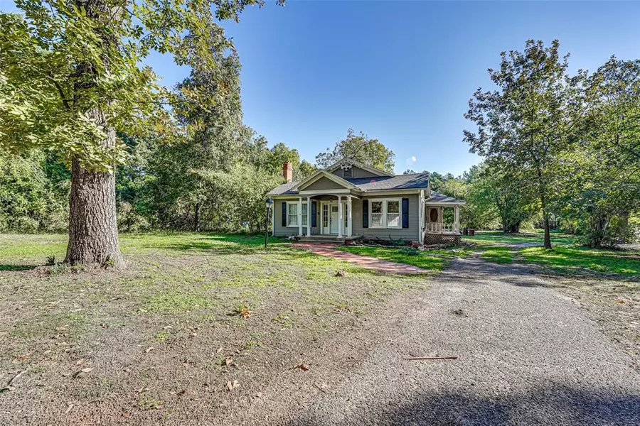 1103 Robbins Road, Athens, TX 75751