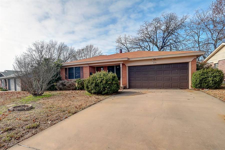 816 S Burdette Avenue, Sherman, TX 75090