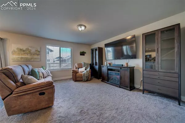 Colorado Springs, CO 80939,2993 Loot DR