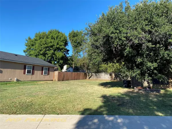 11334 Golden Triangle Circle, Fort Worth, TX 76244