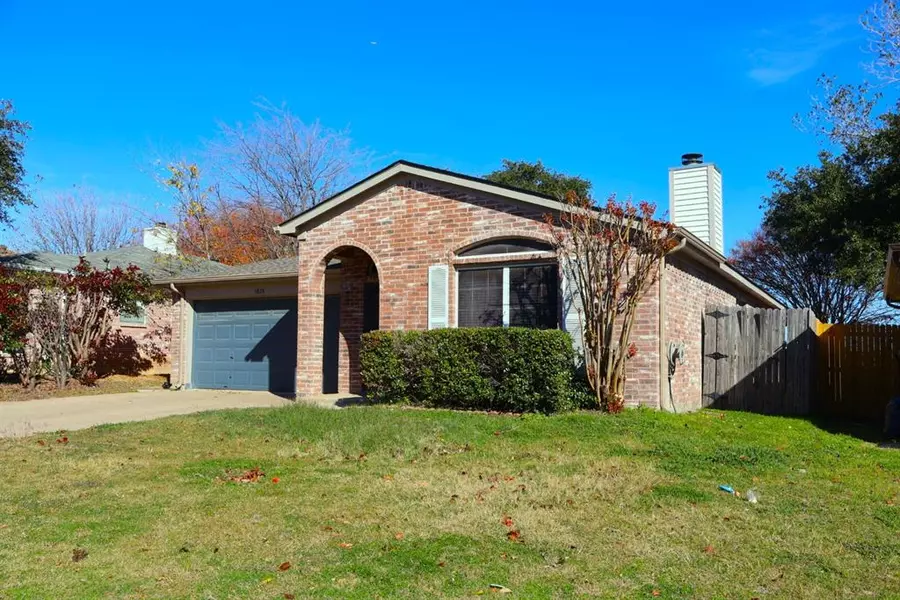 5828 Heatherglen Terrace, Fort Worth, TX 76179