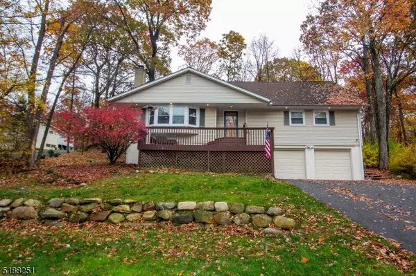 32 Windy Bush Ln, Sparta Twp., NJ 07871