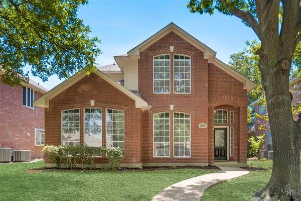 8906 Bayshore Lane, Rowlett, TX 75088