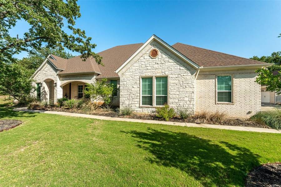 7025 Heathington Boulevard, Granbury, TX 76049