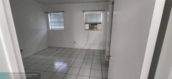 Lauderdale Lakes, FL 33313,3000 NW 43rd Ter  #104