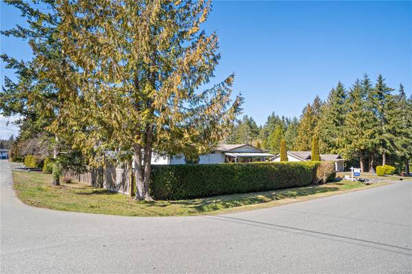 Qualicum Beach, BC V9K 1M1,405 Aldous Rd