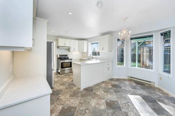 Duncan, BC V9L 5M4,5900 Deerfield Pl