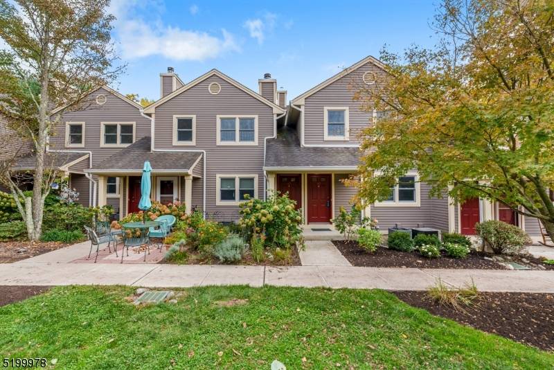 40C Loantaka Way #C, Madison Boro, NJ 07940