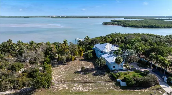 821 Caxambas DR, Marco Island, FL 34145