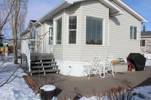 Olds, AB T4H 1W7,5210 65 AVE #16