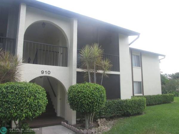 4962 Sable Pine Cir  #B2, West Palm Beach, FL 33417