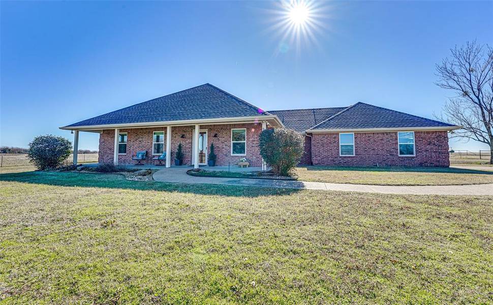 2371 Crisp Road, Ennis, TX 75119