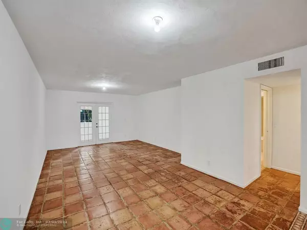 Boynton Beach, FL 33426,2560 SW 14th Ct  #34