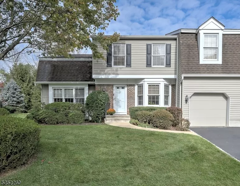 31 Dexter Dr N, Bernards Twp., NJ 07920