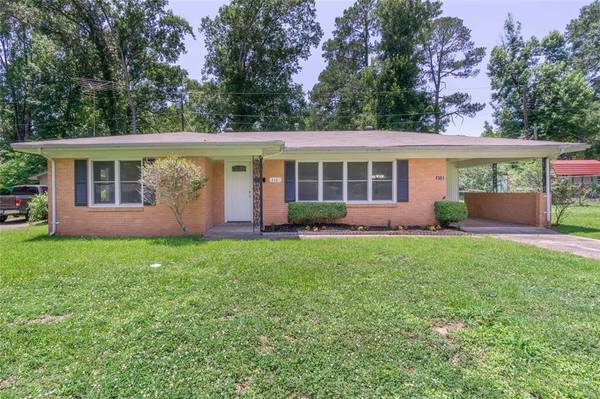 410 6th Street SE,  Springhill,  LA 71075