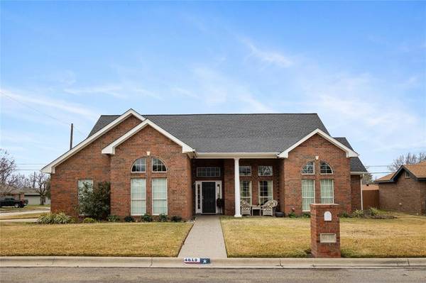 4619 Kay Drive, Brownwood, TX 76801