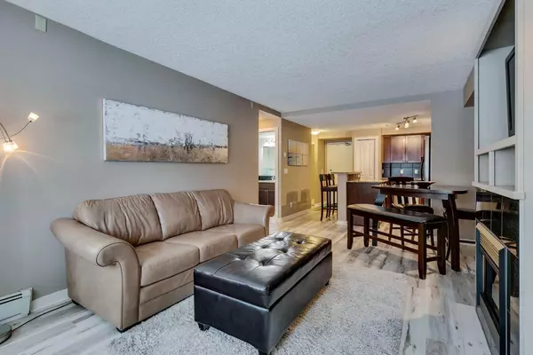 Calgary, AB T2N 0J1,716 3 AVE NW #103