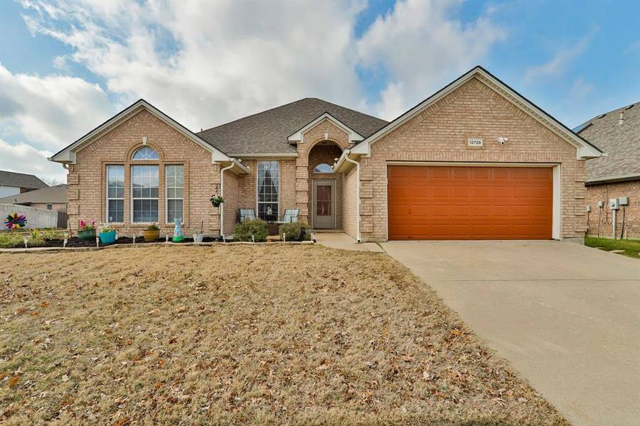 12729 Excelsior Lane, Fort Worth, TX 76244