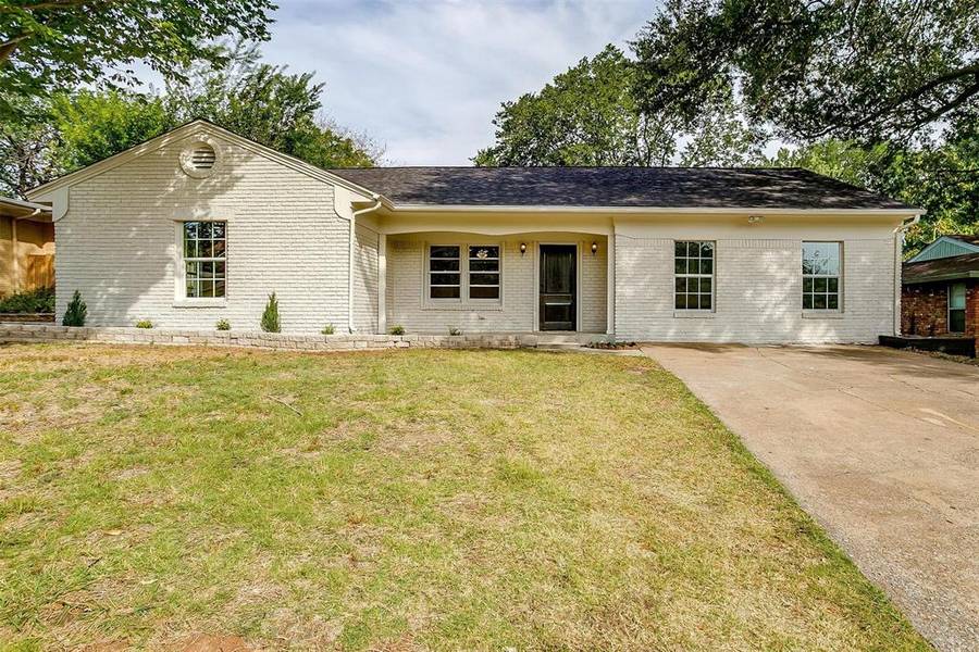 4824 Overton Avenue, Fort Worth, TX 76133