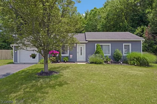 40 Netherwood Cir, Edison Twp., NJ 08820