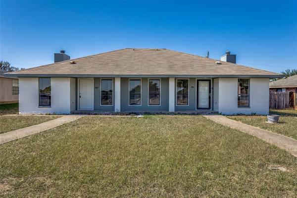 1911 Rew Avenue, Duncanville, TX 75137