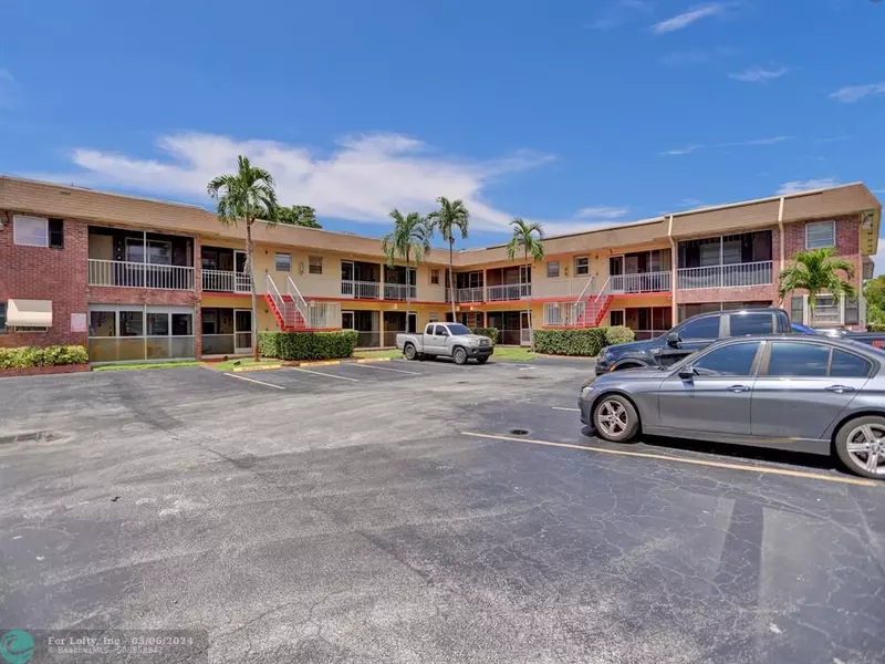 2040 NW 81st Ave  #117, Pembroke Pines, FL 33024