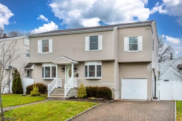 13-22 Eastern Dr, Fair Lawn Boro, NJ 07410