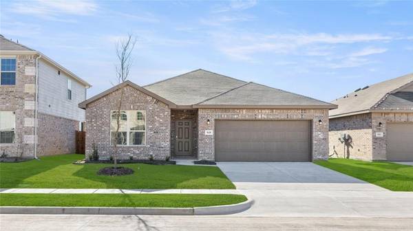 949 Ravenwood Lane, Van Alstyne, TX 75495