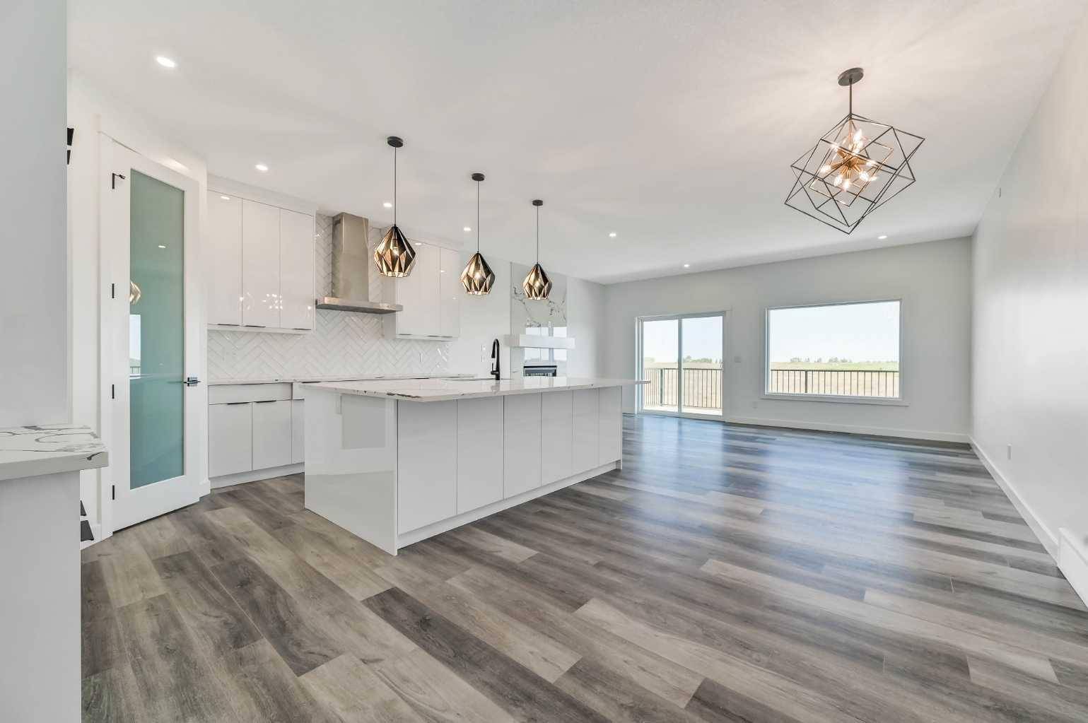 Lyalta, AB T0J 1Y1,154 Muirfield BLVD
