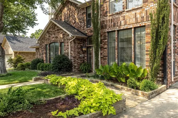 Grapevine, TX 76051,3442 Knob Oak Drive