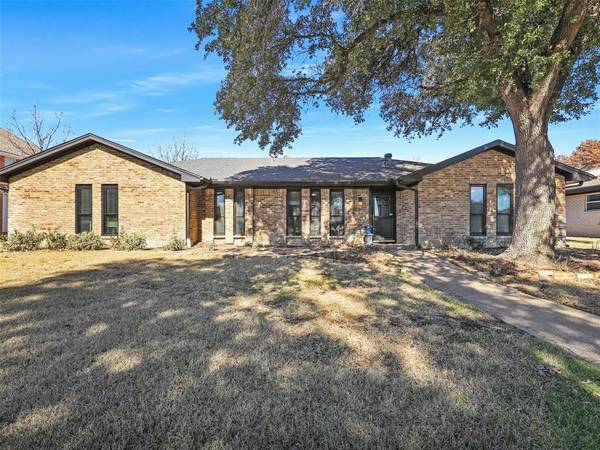 3301 Dartmouth Drive, Plano, TX 75075