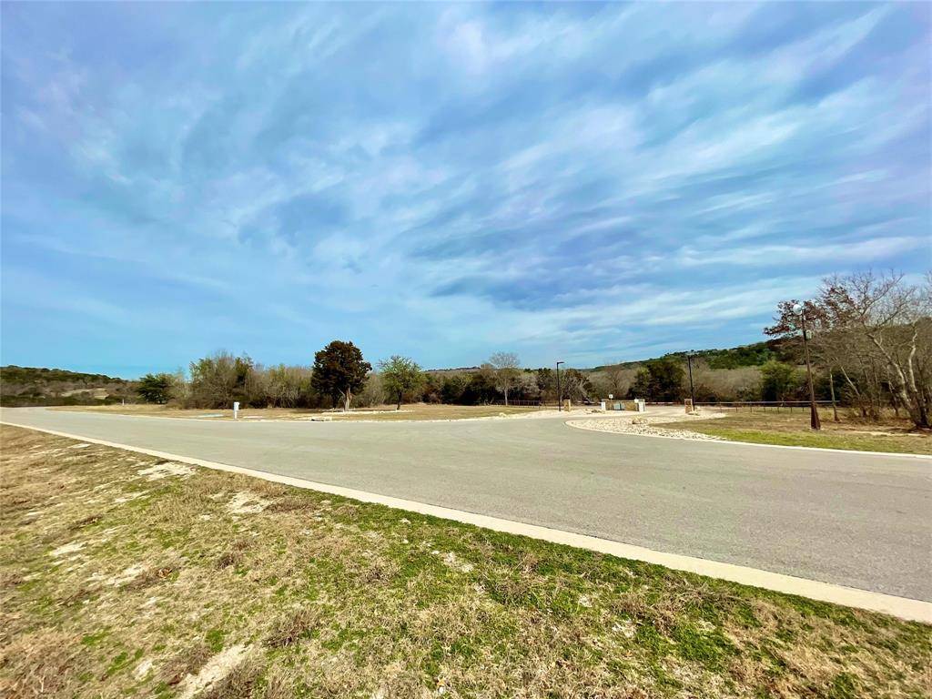 Cleburne, TX 76033,8634 Retreat