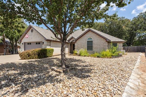 5411 Cortez Drive, Granbury, TX 76049