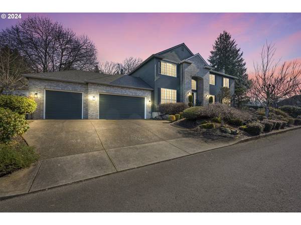 12730 ADRIAN CT, Lake Oswego, OR 97034