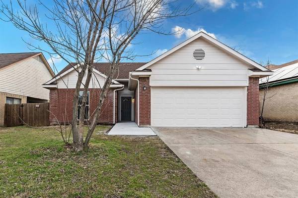 806 Headwater Drive, Arlington, TX 76015