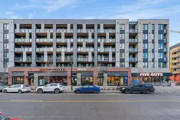 Calgary, AB T3B 6L4,4138 University AVE NW #519