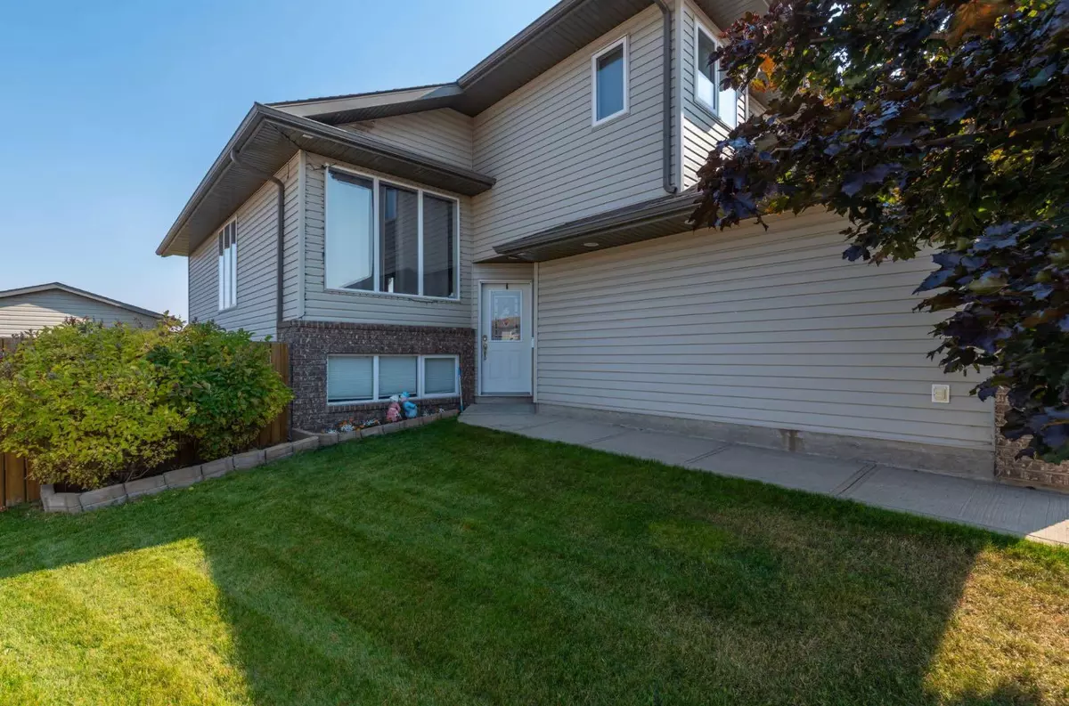 Lloydminster, SK S9V2E8,3711 45 Avenue Close